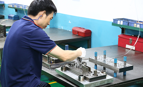 模具設(shè)計(jì)過程展示